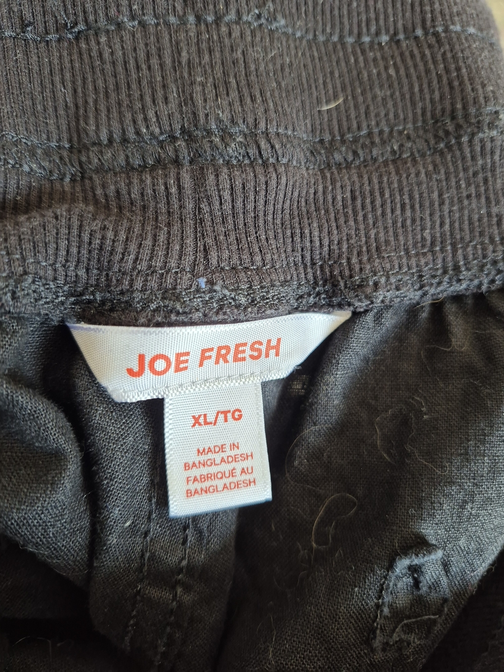 Joe Fresh Women's Black Linen Drawstring Shorts - Picture 3 of 4